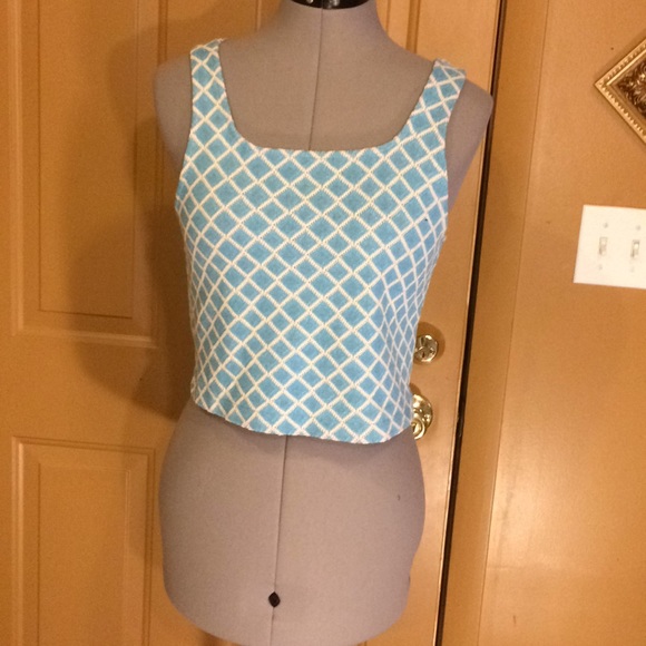Zara Tops - Zara Trafaluc crop top size Large